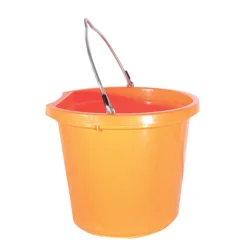 Fortiflex 20 Quart Flatback Bucket - Durable Feeding & Watering Solution for Horses -Schneiders Shop 10758 alt b
