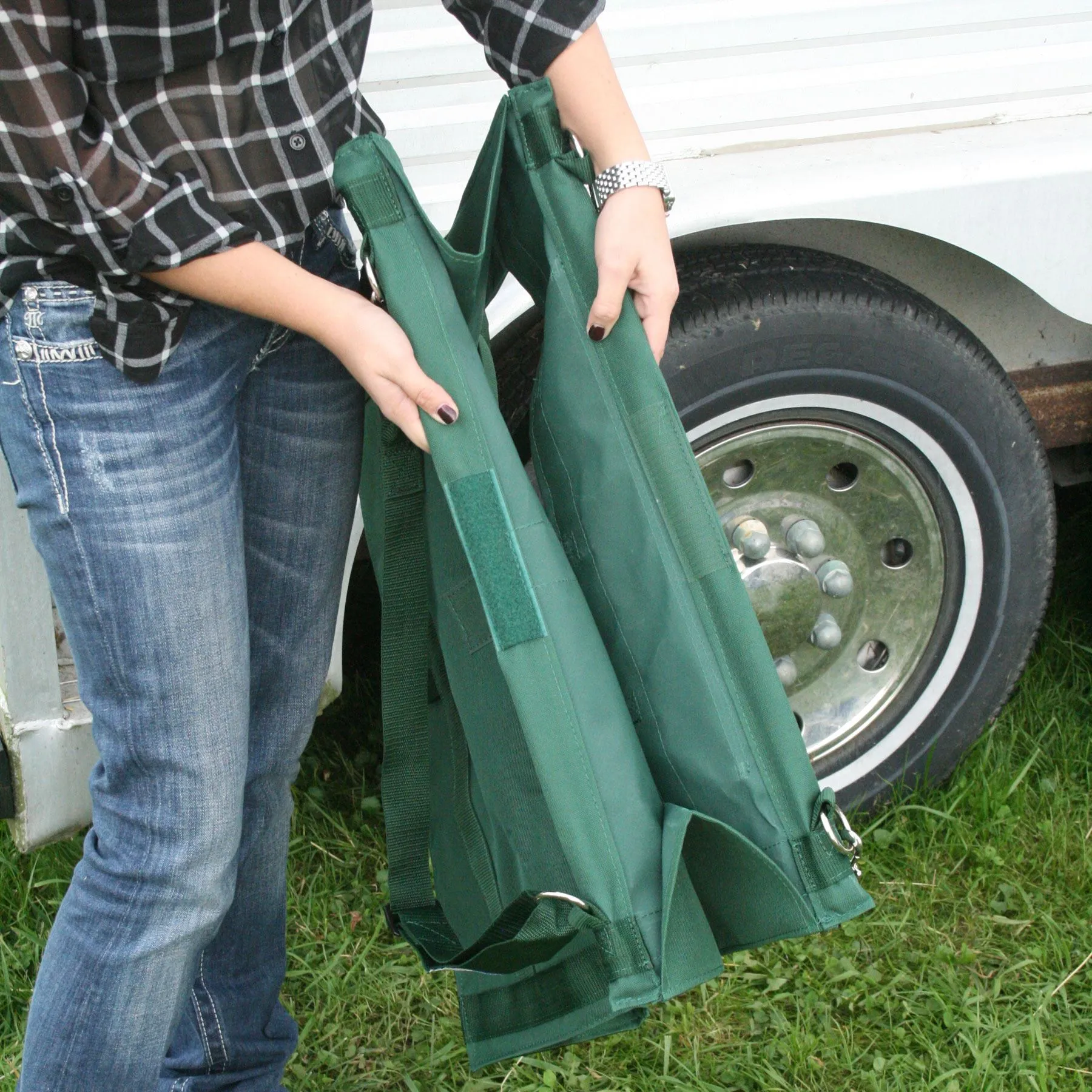 Dura-Tech® XL Reinforced Top Hay Saver Bag - Heavy-Duty Hay Feeder for Horses 5 Dura-Tech® XL Reinforced Top Hay Saver Bag - Heavy-Duty Hay Feeder for Horses - Image 5