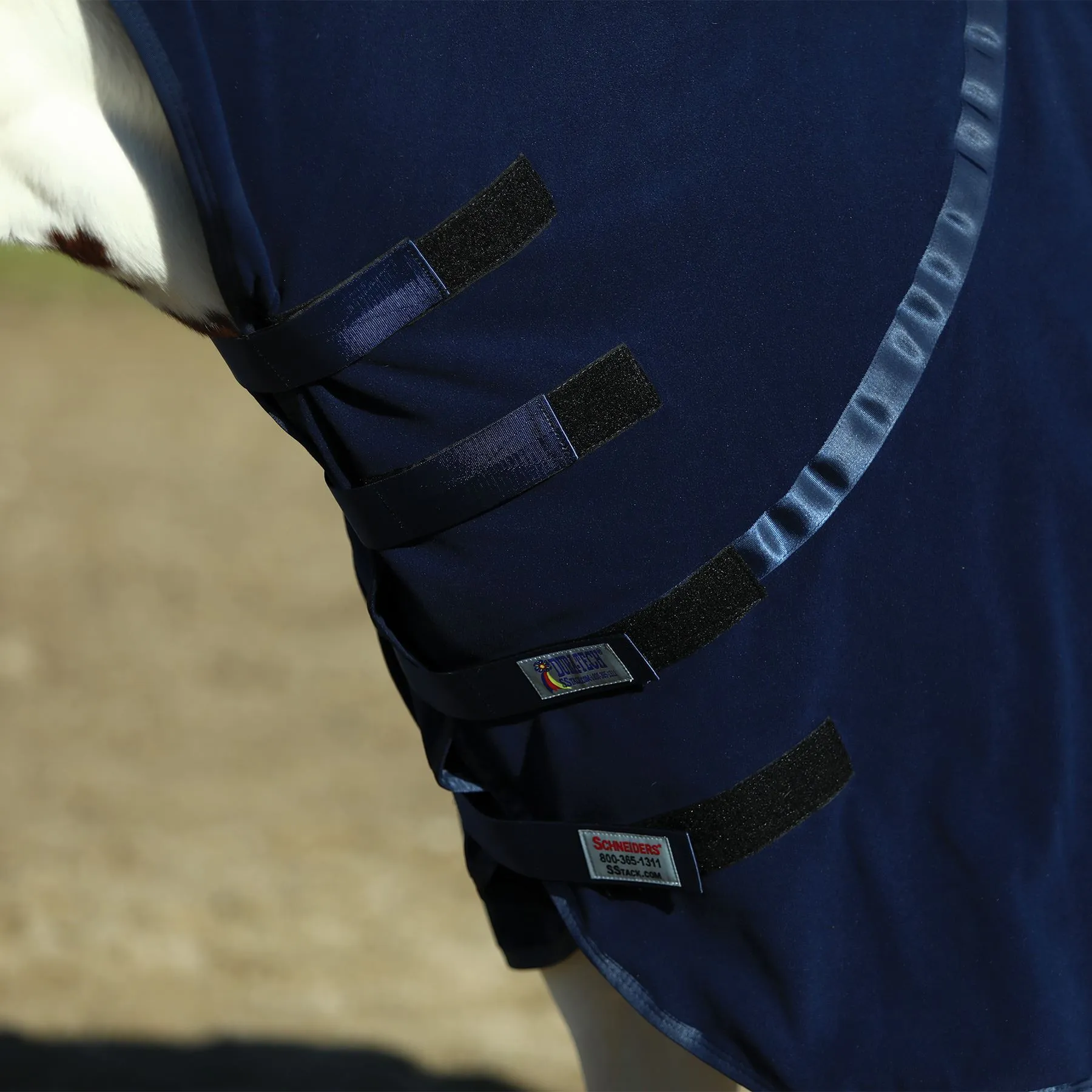 Dura-Tech® Polar Fleece Contour Cooler - Premium Horse Cooler Blanket for Comfort & Style 2 Dura-Tech® Polar Fleece Contour Cooler - Premium Horse Cooler Blanket for Comfort & Style - Image 2