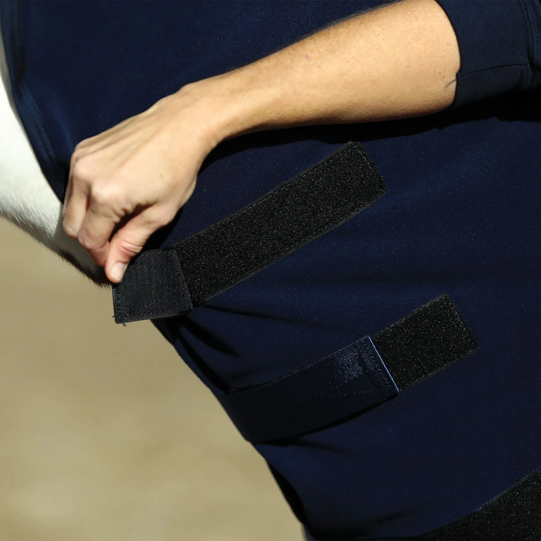 Dura-Tech® Polar Fleece Contour Cooler - Premium Horse Cooler Blanket for Comfort & Style 3 Dura-Tech® Polar Fleece Contour Cooler - Premium Horse Cooler Blanket for Comfort & Style - Image 3