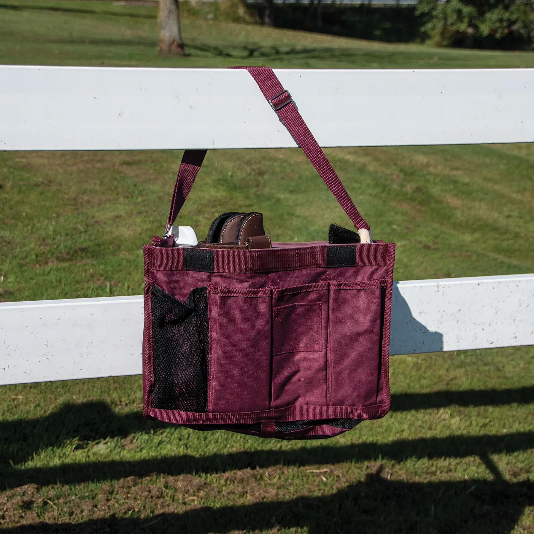 Dura-Tech® X-Large Universal Grooming Tote for Horses | Heavy-Duty & Spacious Organiser 8 Dura-Tech® X-Large Universal Grooming Tote for Horses | Heavy-Duty & Spacious Organiser - Image 8