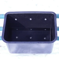 Dura-Tech® Large Hook-Over Feed Bucket - 8 Gallons - Heavy Duty Horse Feeder -Schneiders Shop 41505 alt m