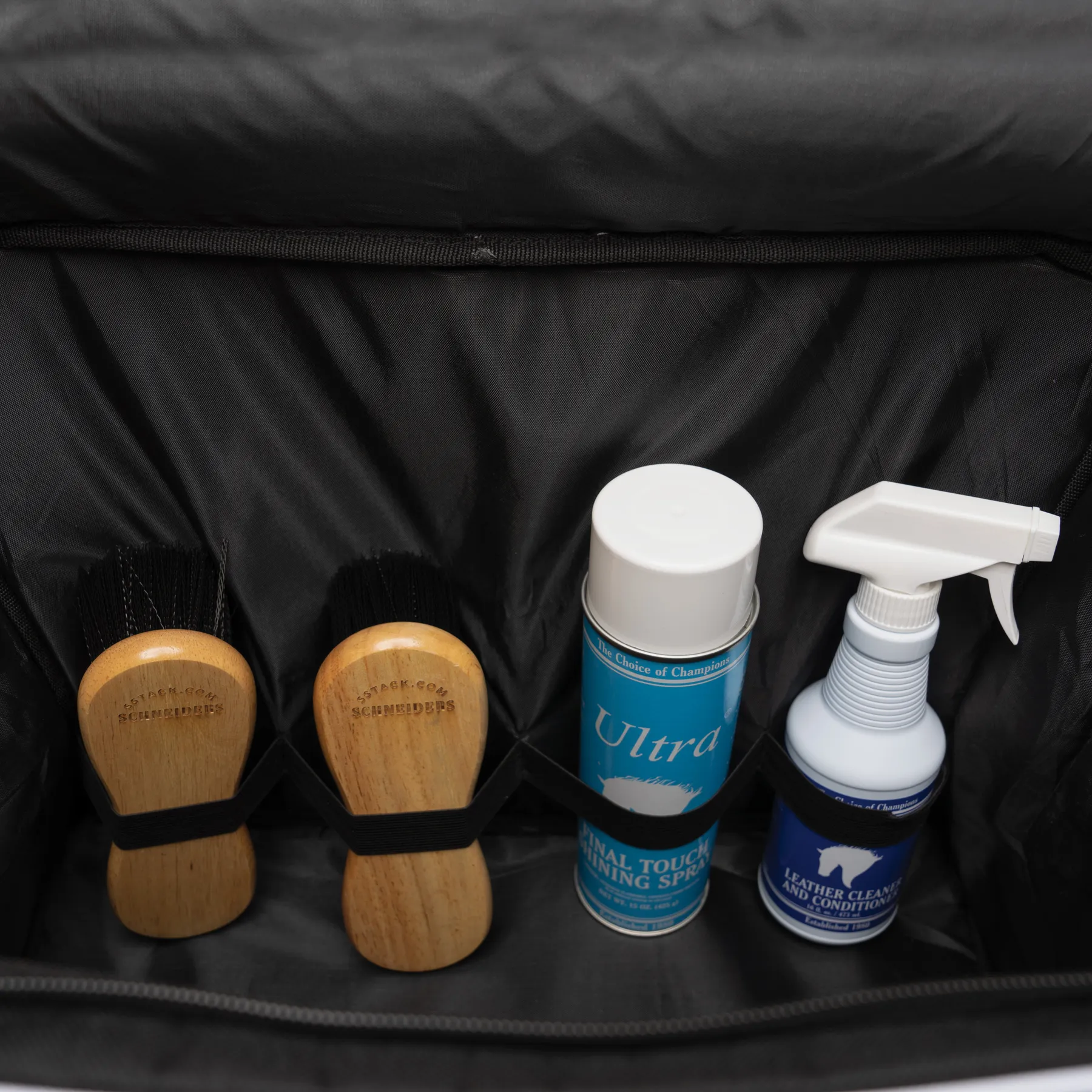 Dura-Tech® EZ Store Bag | Heavy-Duty Equestrian Storage Bag for Stable Gear 5 Dura-Tech® EZ Store Bag | Heavy-Duty Equestrian Storage Bag for Stable Gear - Image 5